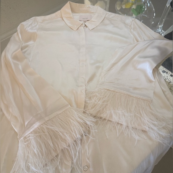 cinq a sept Tops - Cinq a sept Ivory Satin Blouse Button Down
Worn once